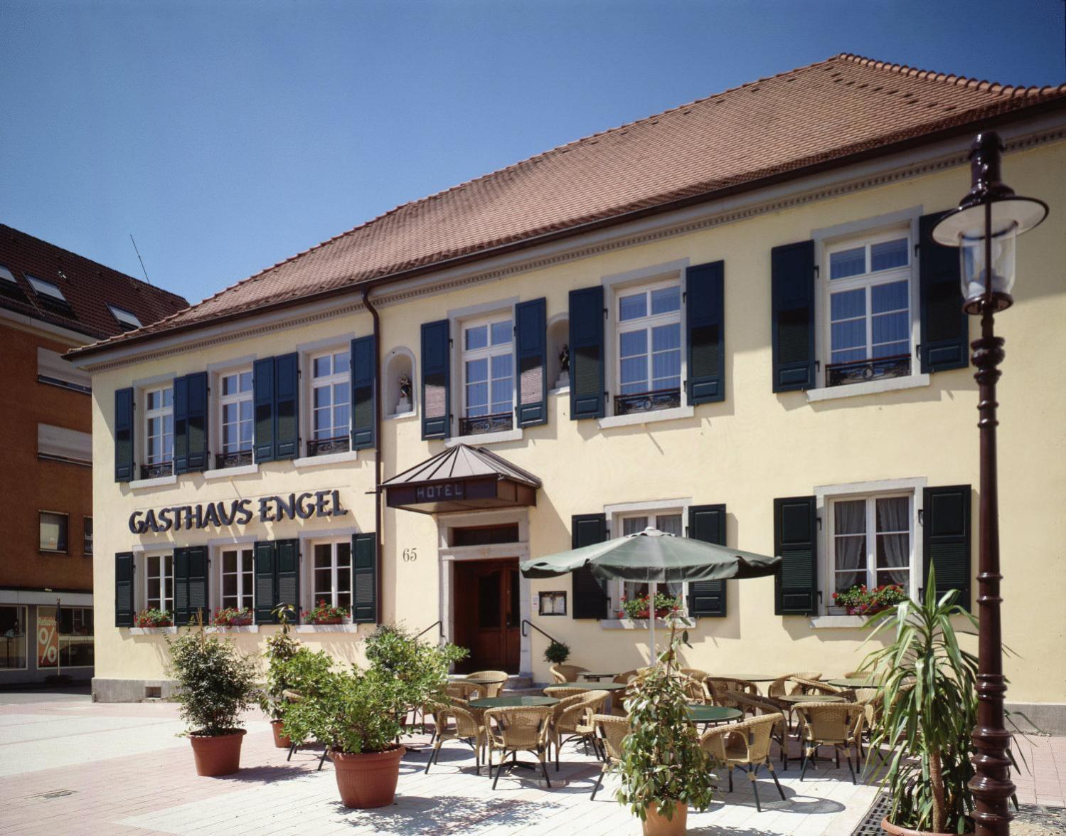 Отель Gasthaus Zum Engel Раштатт Экстерьер фото